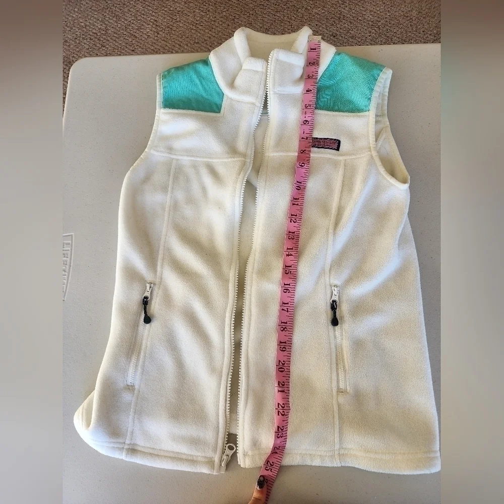 Vineyard Vines womens shep vest white & aqua size S.